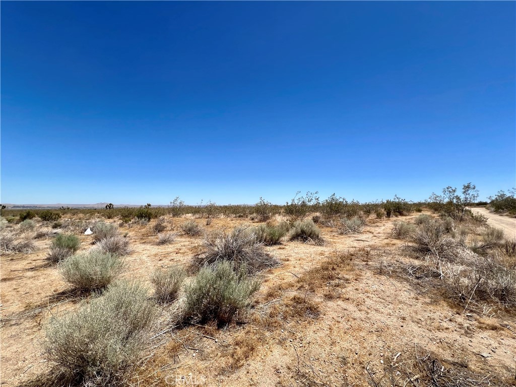 main property photo 7