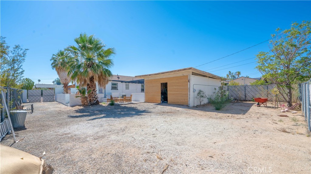 main property photo 37