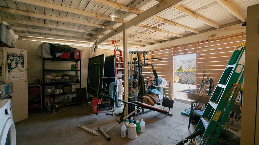 main property photo 45