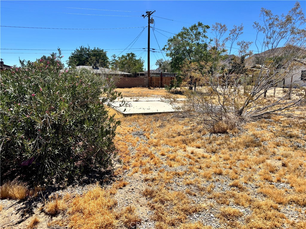 main property photo 13