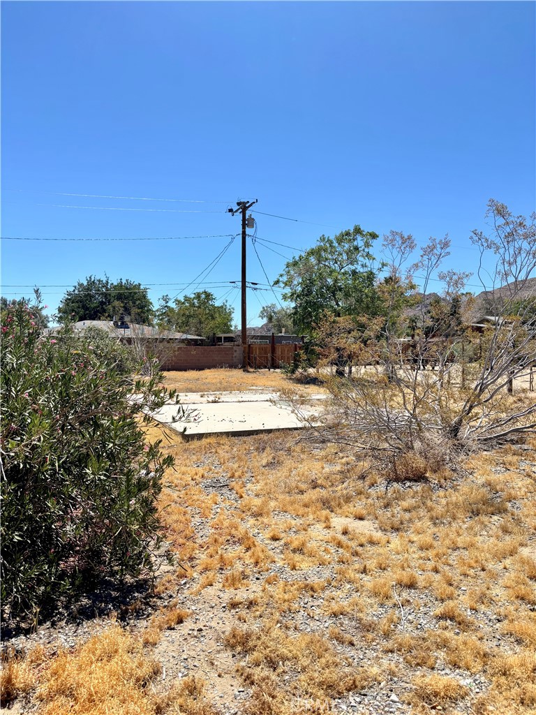 main property photo 14