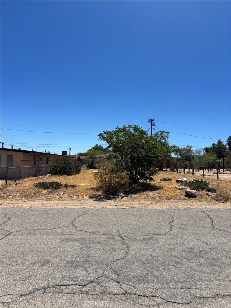 main property photo 16
