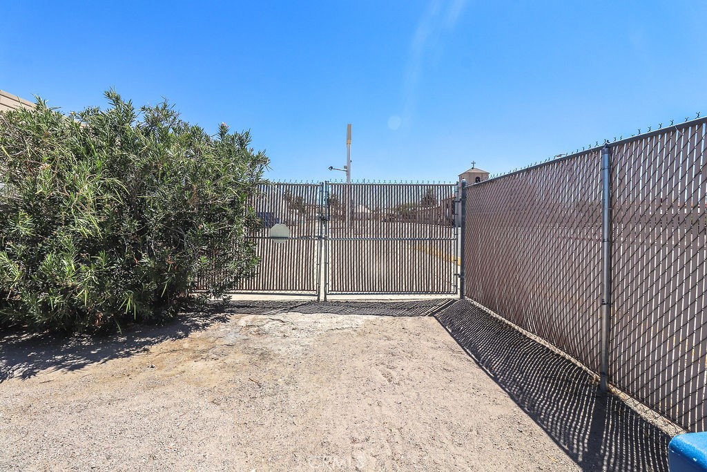 main property photo 22