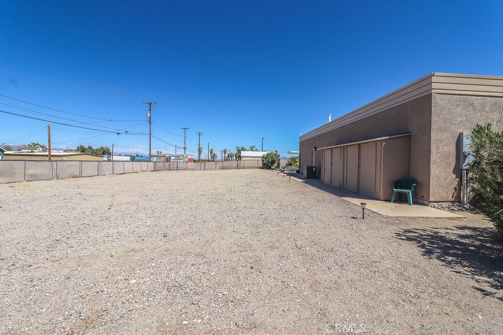 main property photo 23