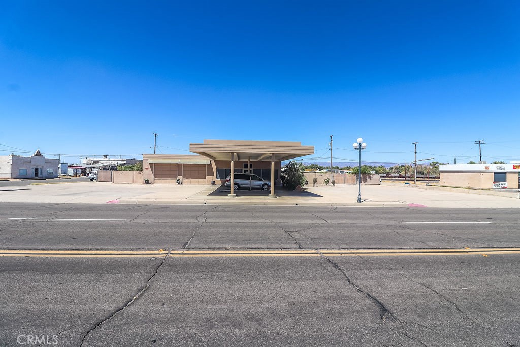 main property photo 4
