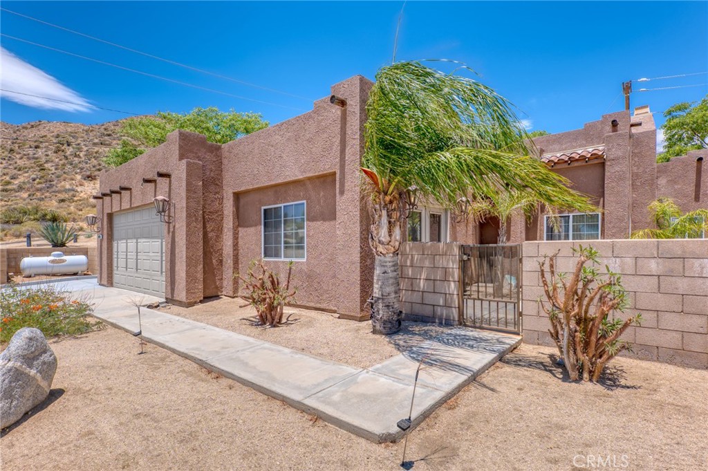 main property photo 3