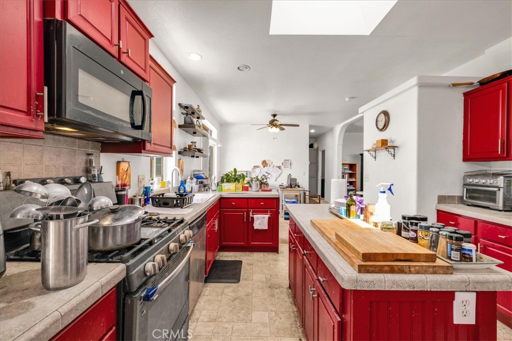 main property photo 6
