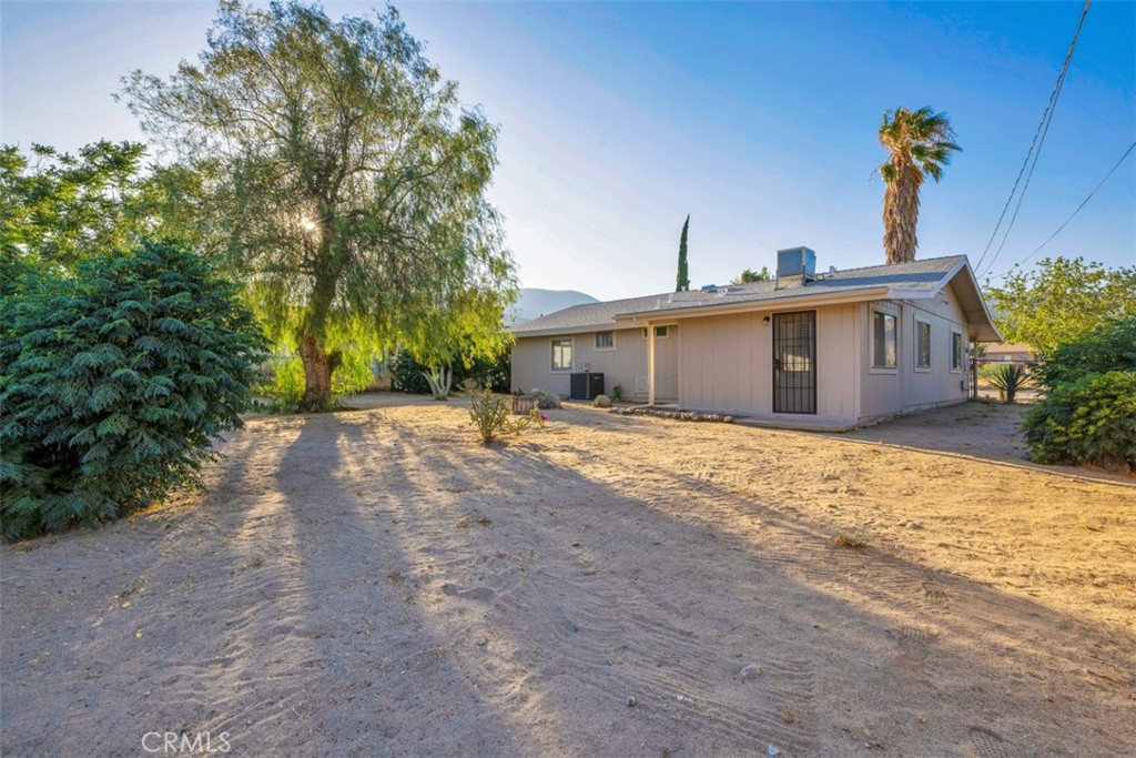 main property photo 16
