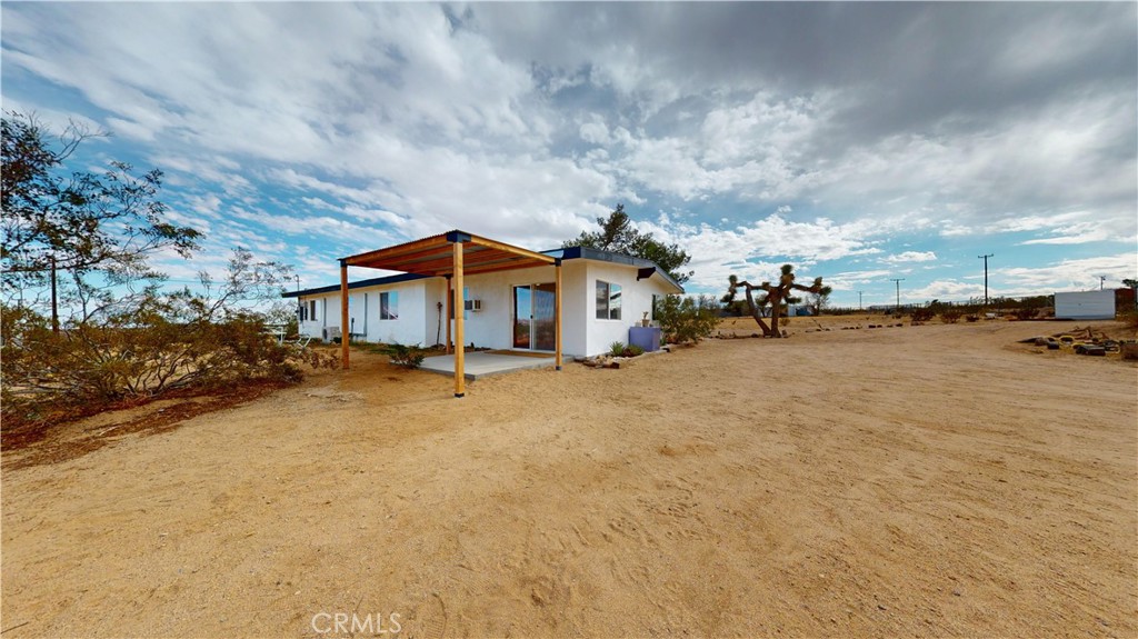 main property photo 10