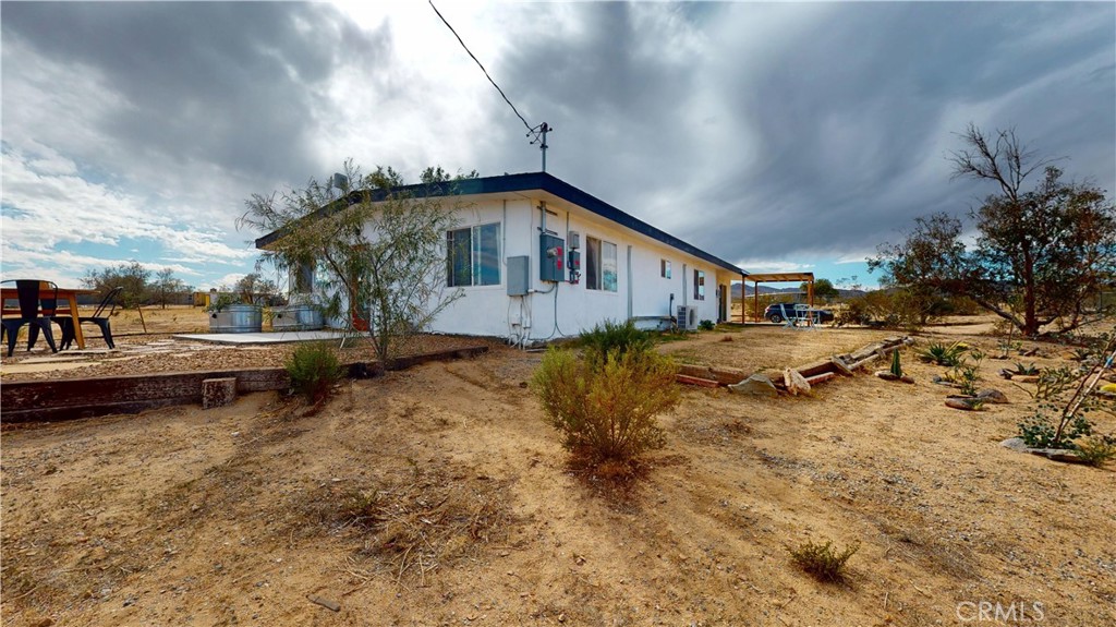 main property photo 40