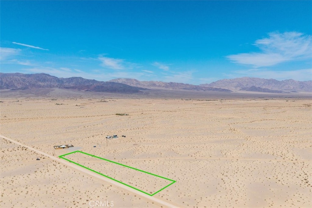 main property photo 6