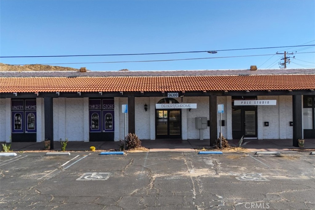 main property photo 8