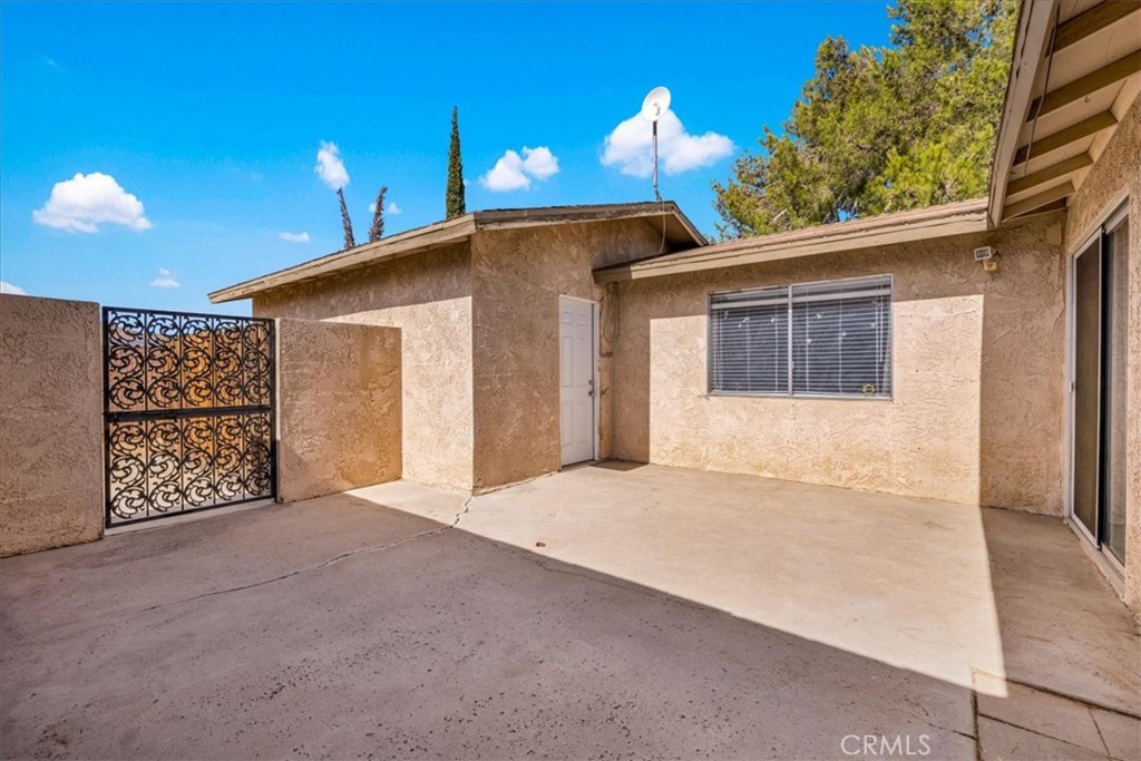 main property photo 23