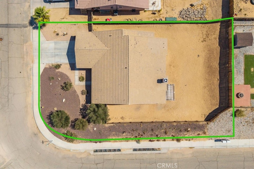 main property photo 35