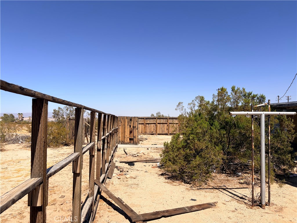 main property photo 24