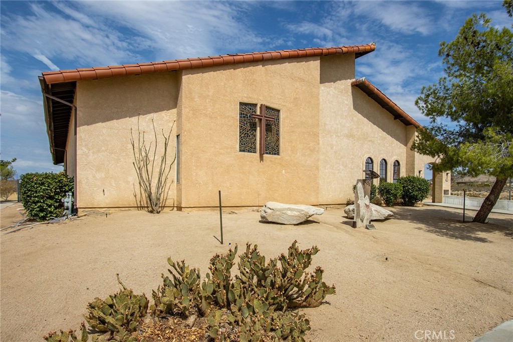 main property photo 27