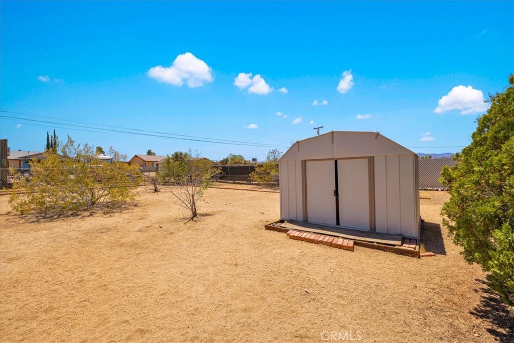 main property photo 35