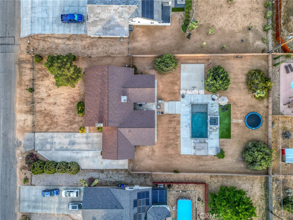main property photo 46