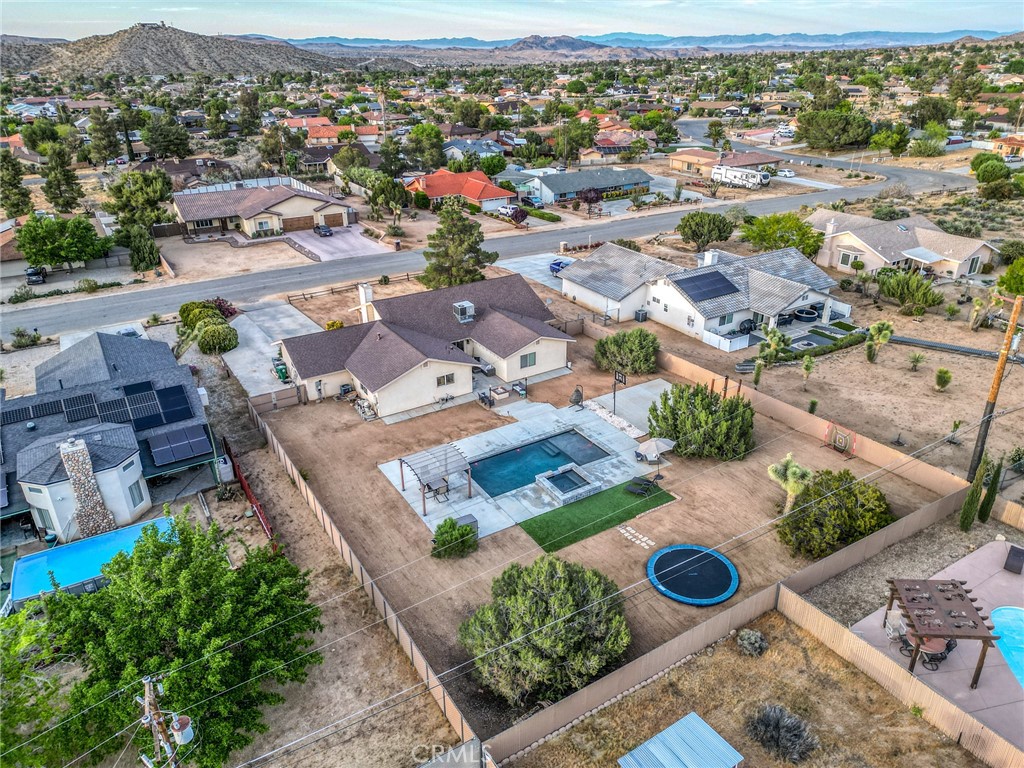main property photo 50