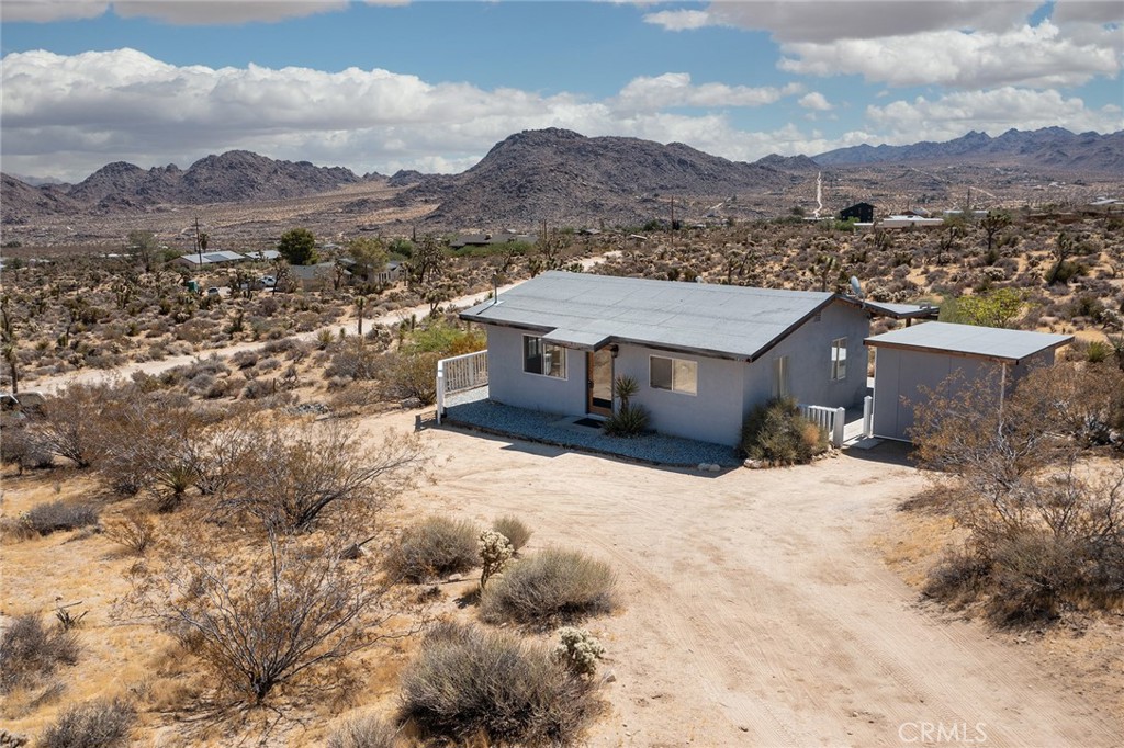 main property photo 8