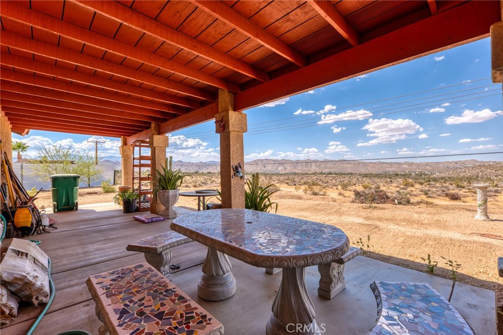 main property photo 19