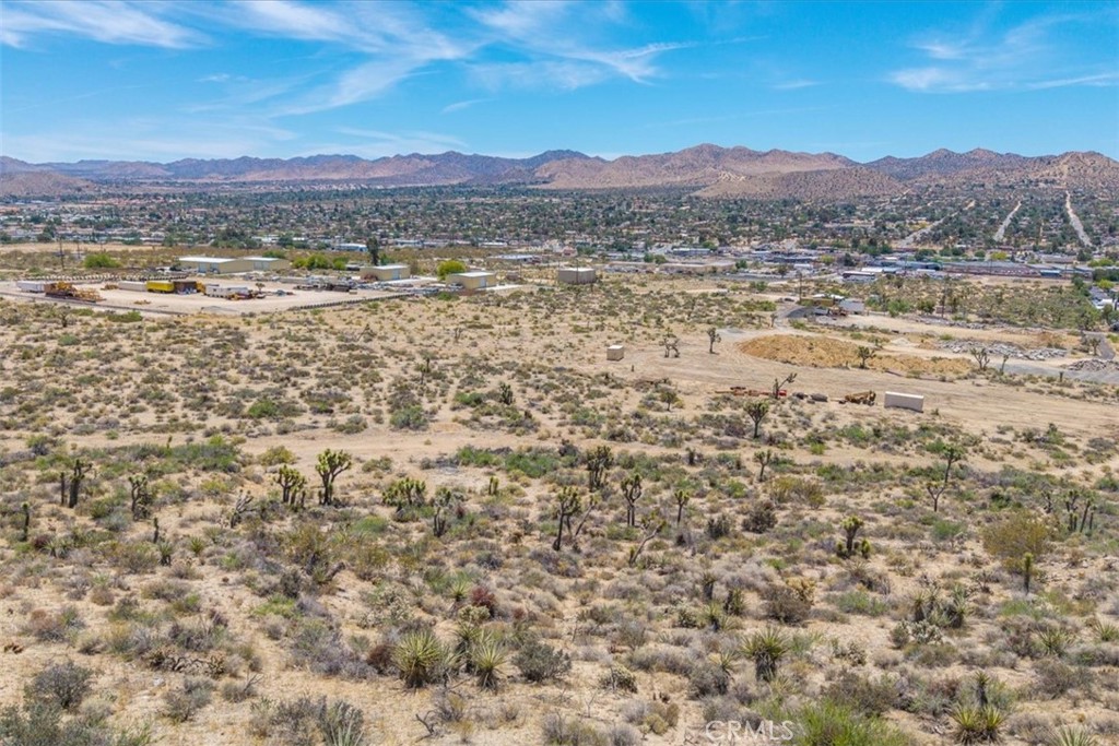 main property photo 6