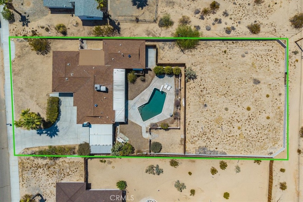 main property photo 45