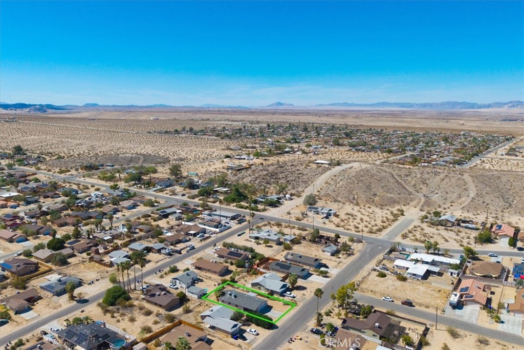 main property photo 35