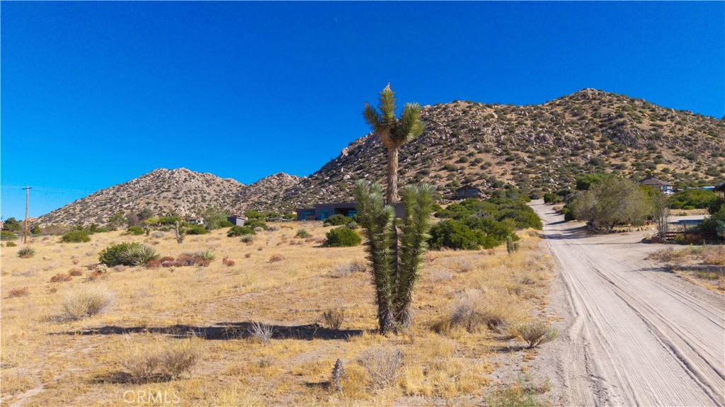 main property photo 8