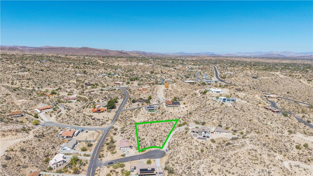 main property photo 8