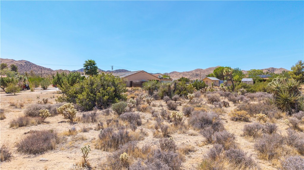 main property photo 16