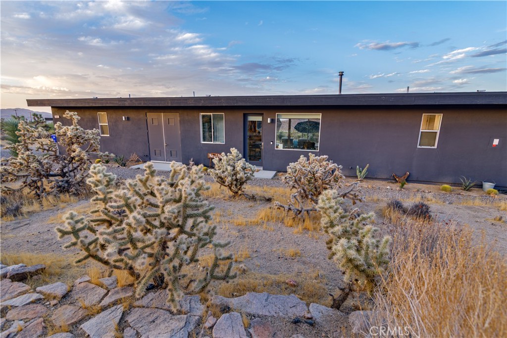main property photo 40