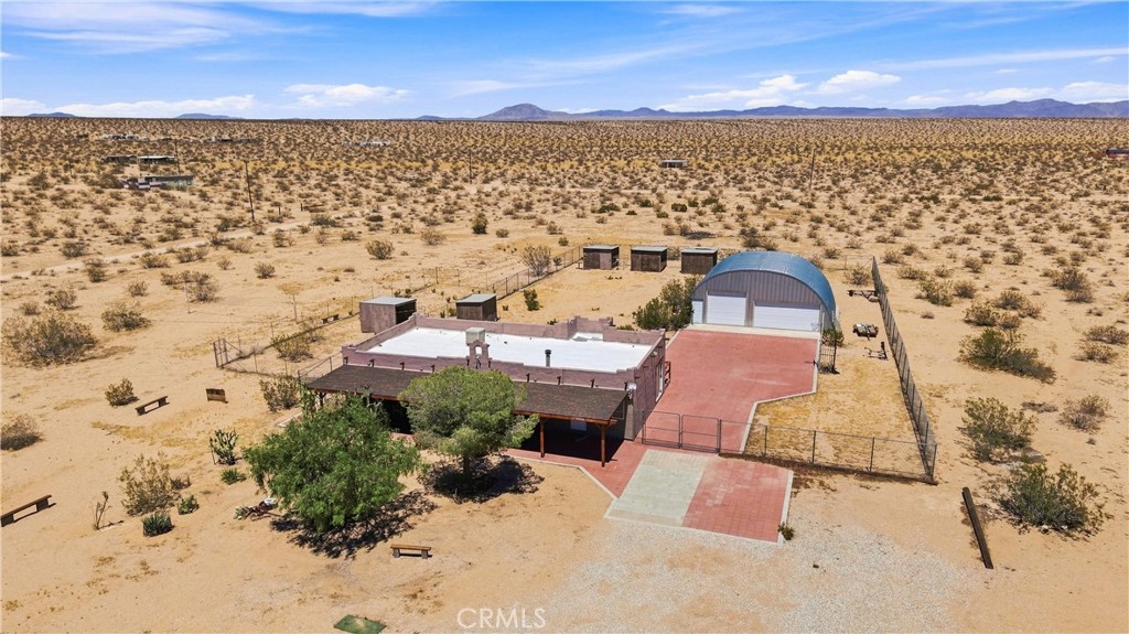 main property photo 32