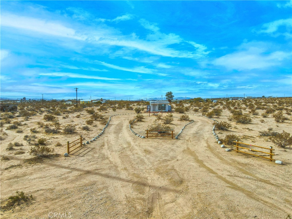 main property photo 40