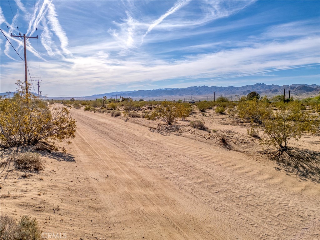 main property photo 17