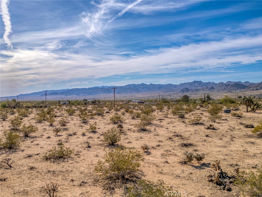 main property photo 24