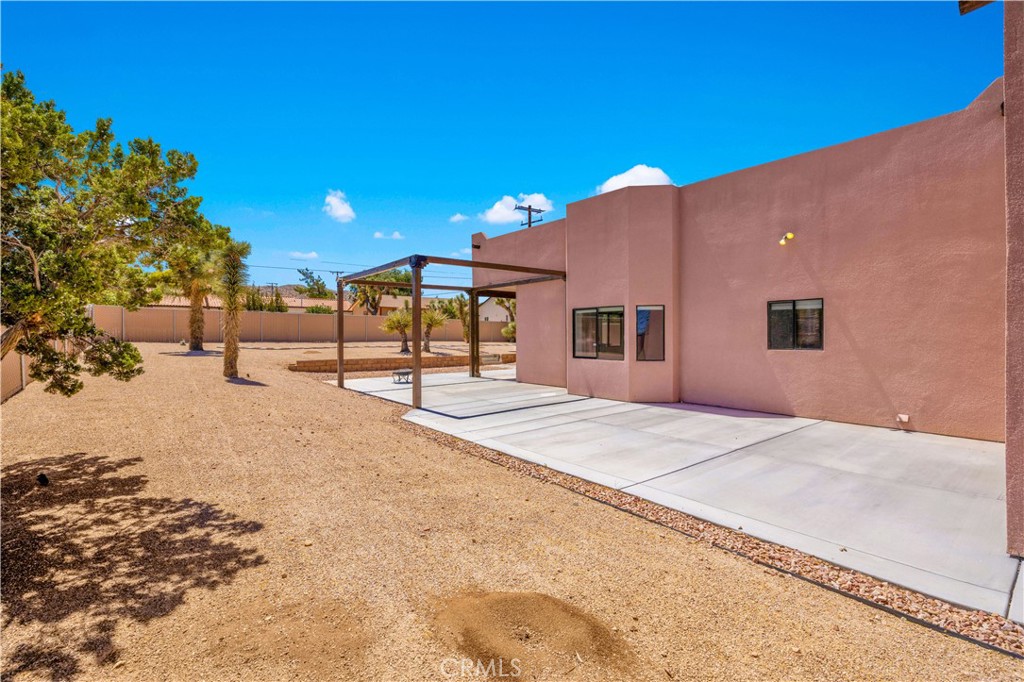 main property photo 44