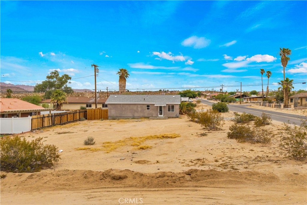 main property photo 34