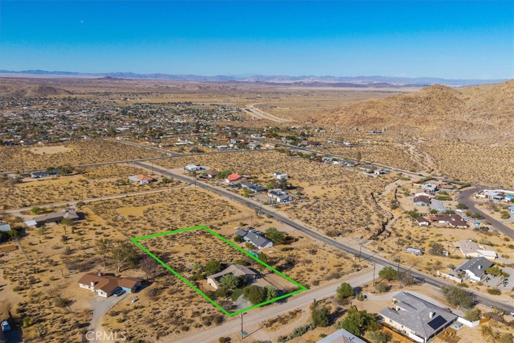 main property photo 30