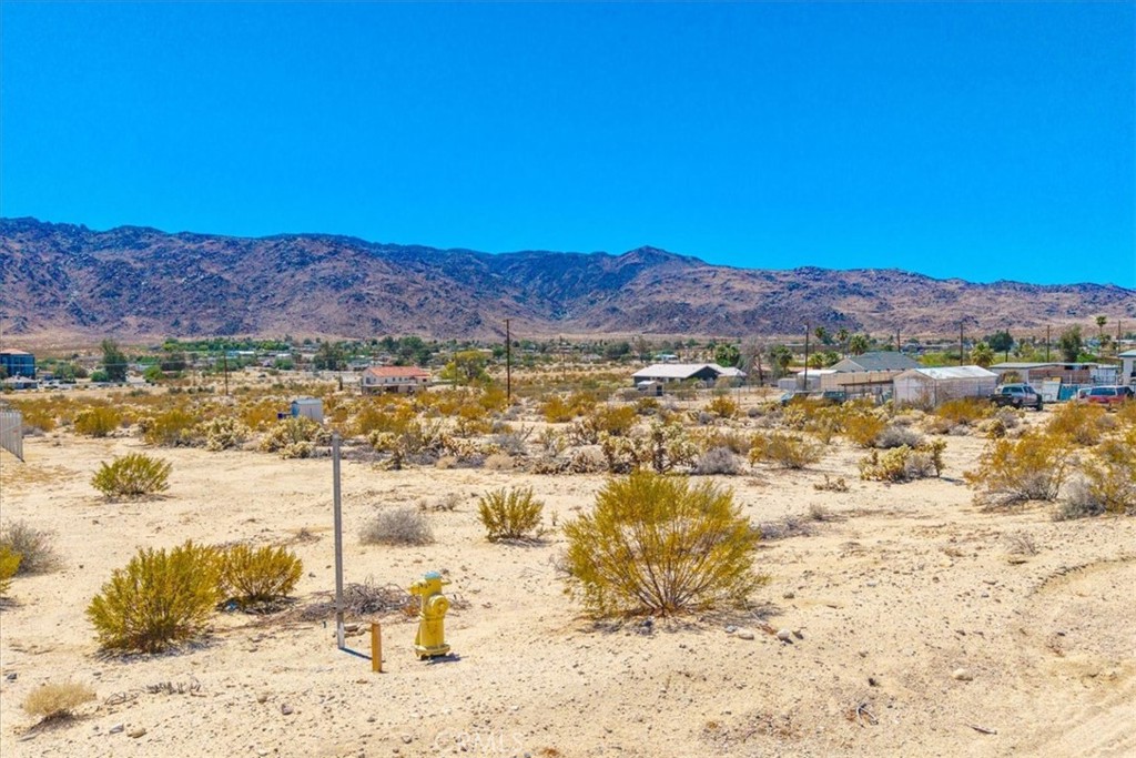 main property photo 17
