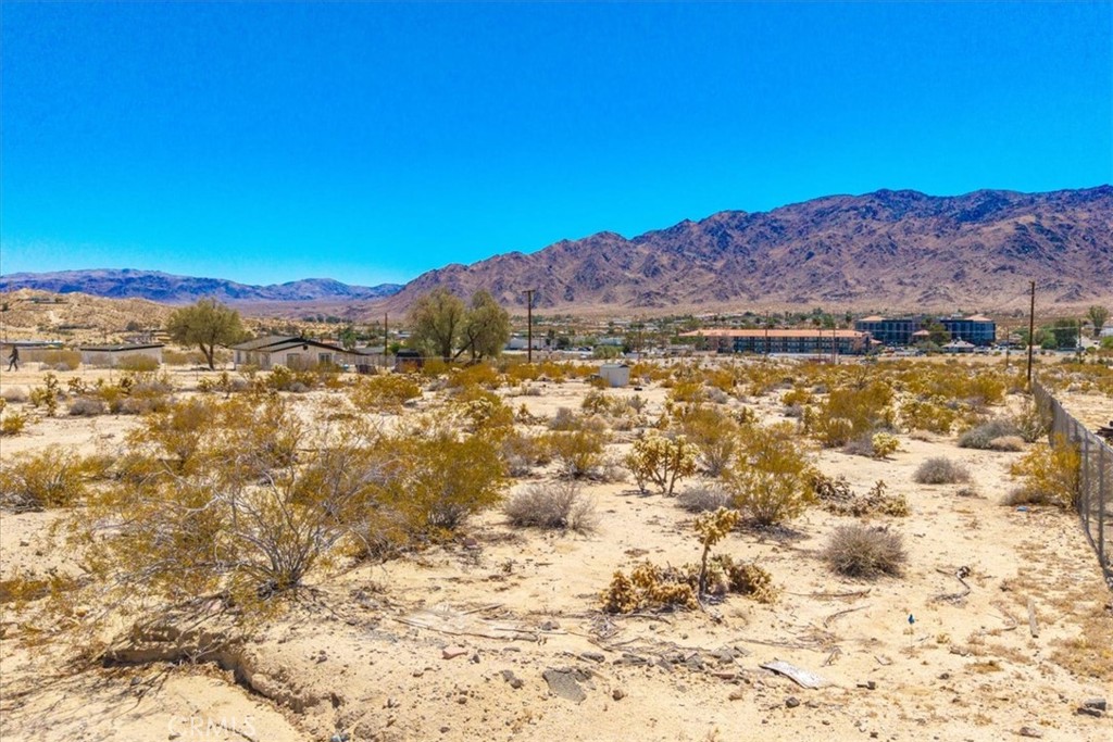 main property photo 18