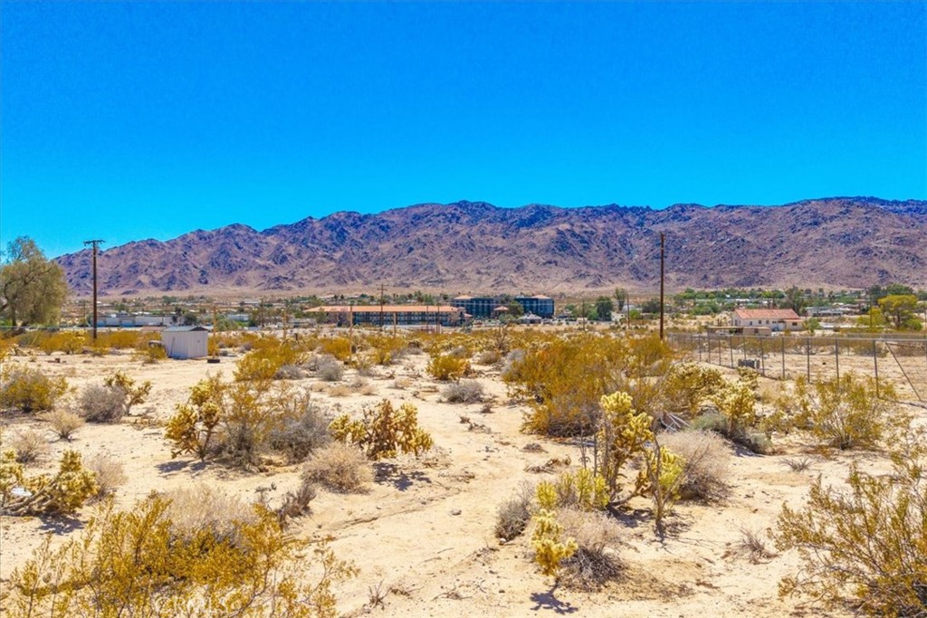 main property photo 19