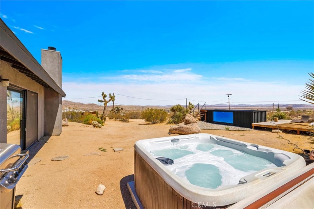 main property photo 40