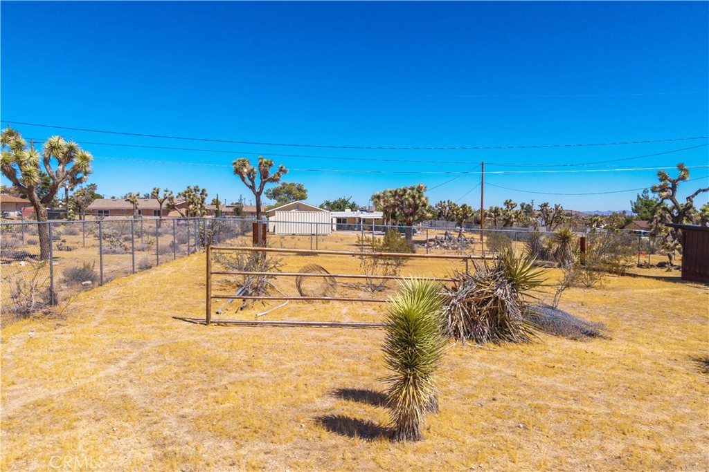 main property photo 35