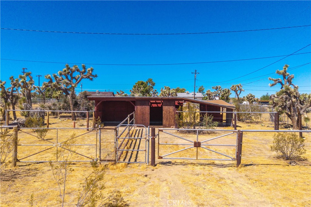 main property photo 39