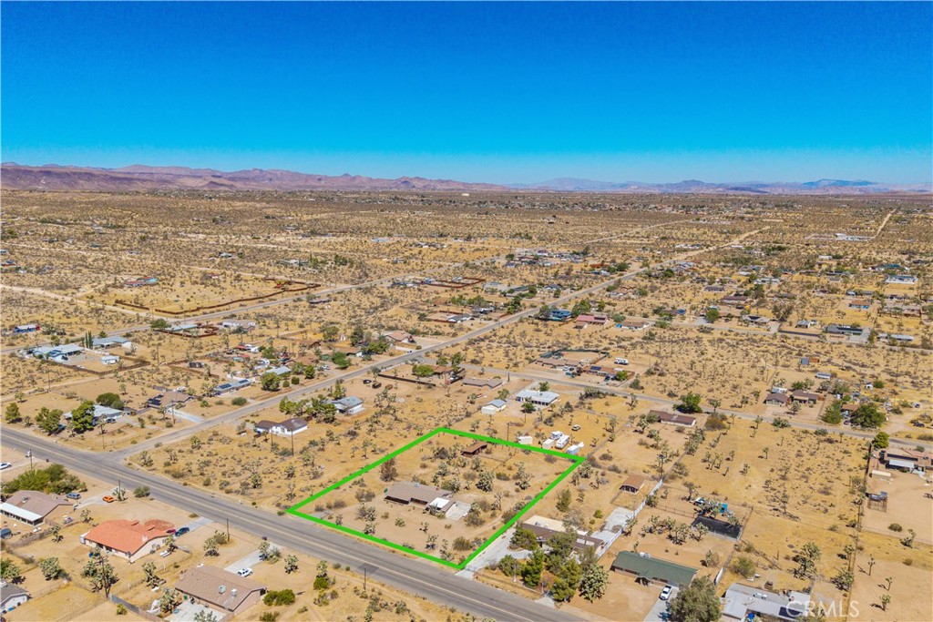 main property photo 45