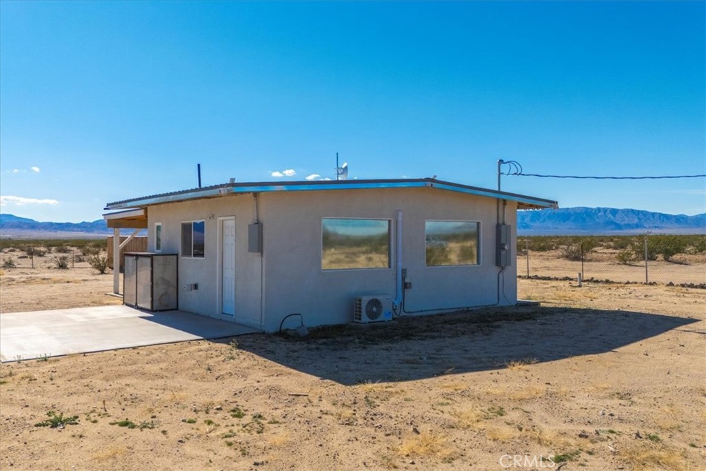 main property photo 23