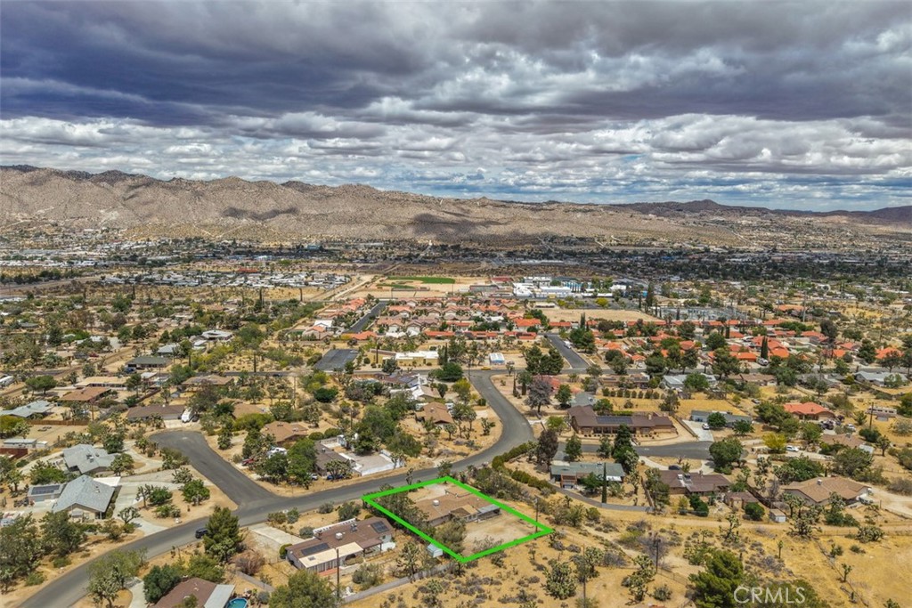 main property photo 18