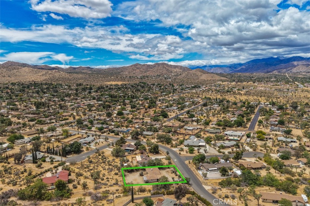 main property photo 20