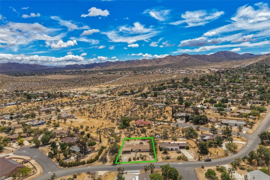 main property photo 22